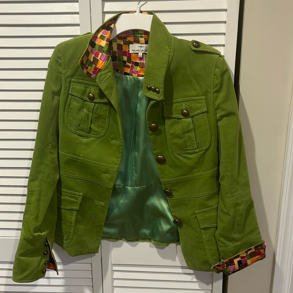 Andrea Becker green jacket. Size 6 great condition
